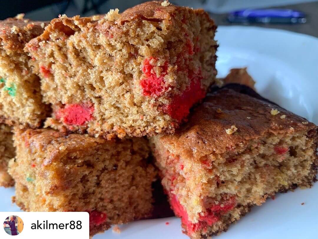 Strawberry Cheesecake Blondies